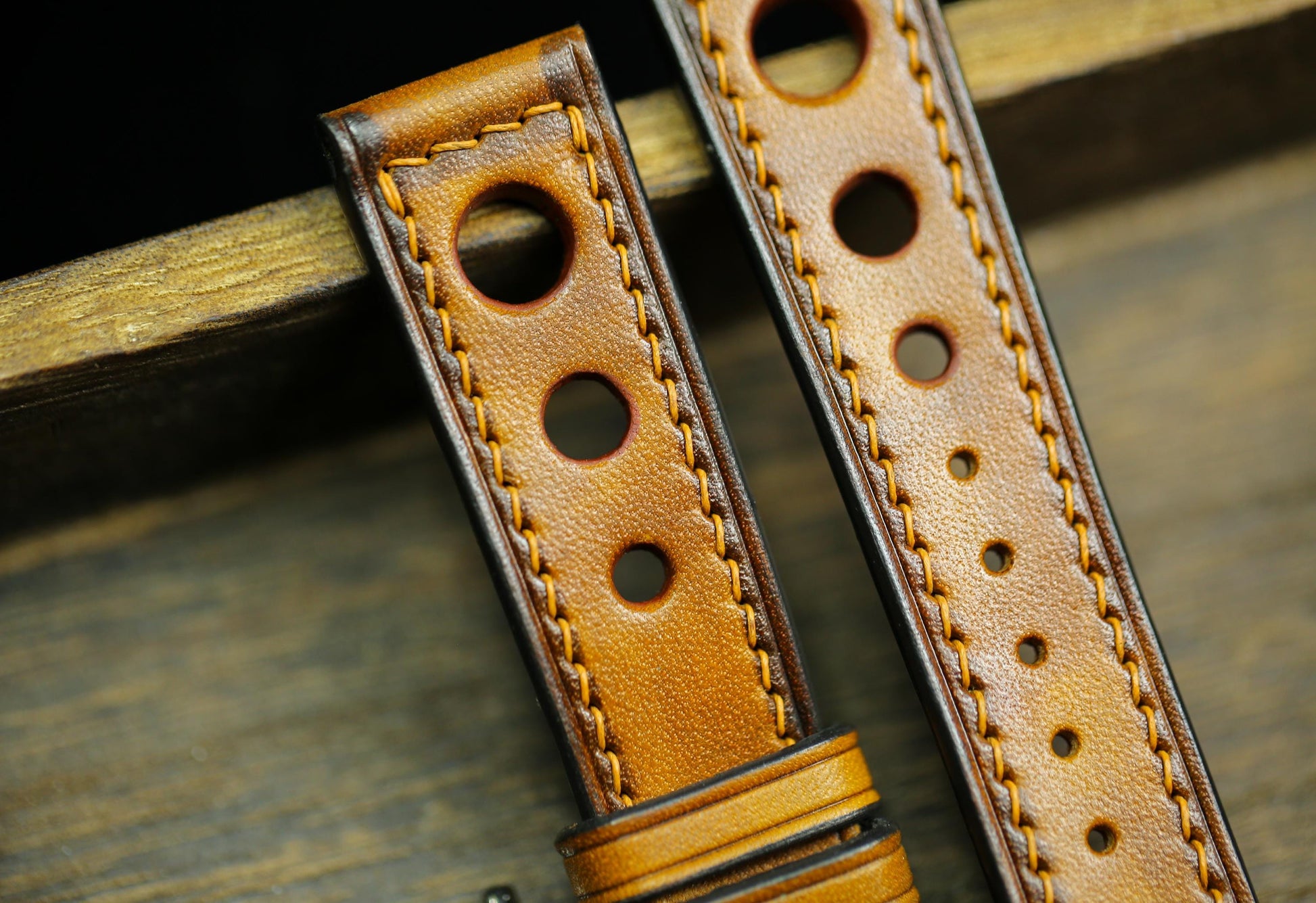 Rally Hole Watch Strap Brown British Tan Patina Leather 24mm 22mm 21mm 20mm Racing Style Watch Band Leather 18mm 16mm 14mm Watch Strap Clasp